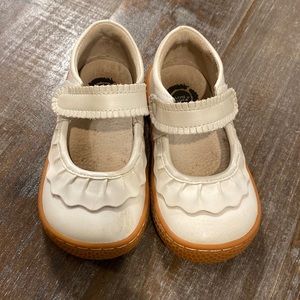 Livie & Luca Mary Janes size 8